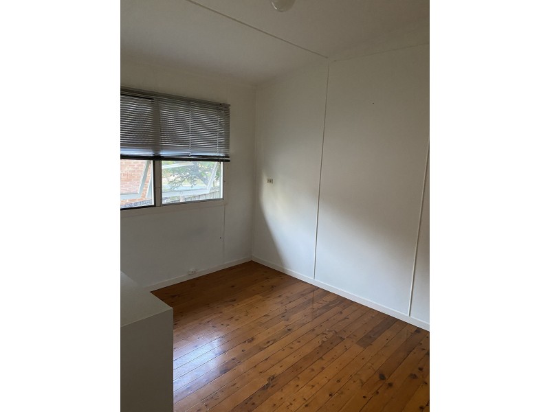 9 Sibyl St, Southport QLD 4215