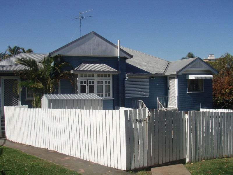 2/34 Mountford Rd, New Farm QLD 4005