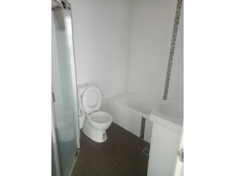 3/4 Barangaroo Rd, Toongabbie NSW 2146