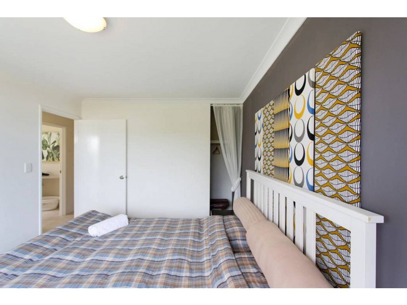 6 Isla Pl, Piara Waters WA 6112