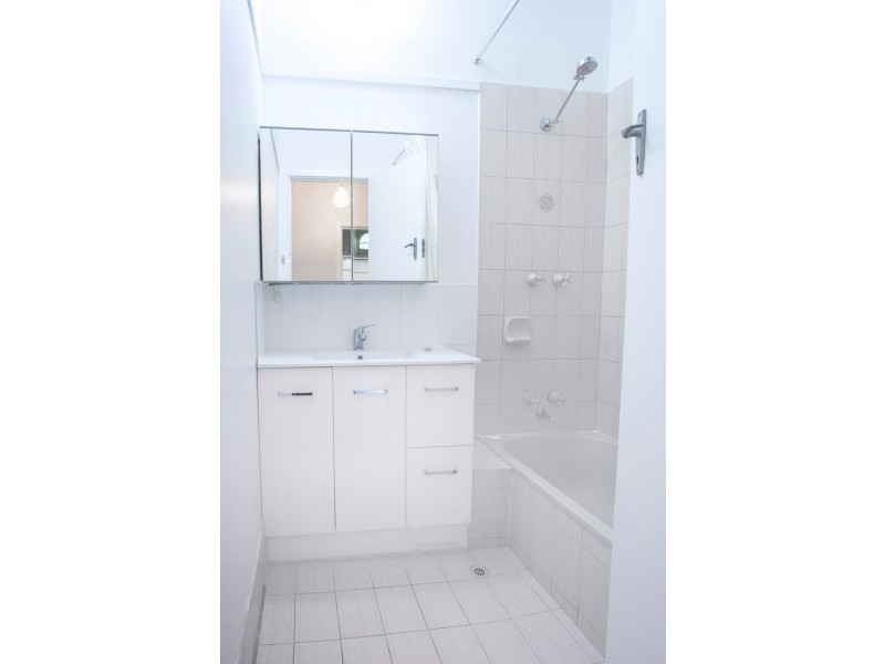 35 Taunton, Karrinyup WA 6018