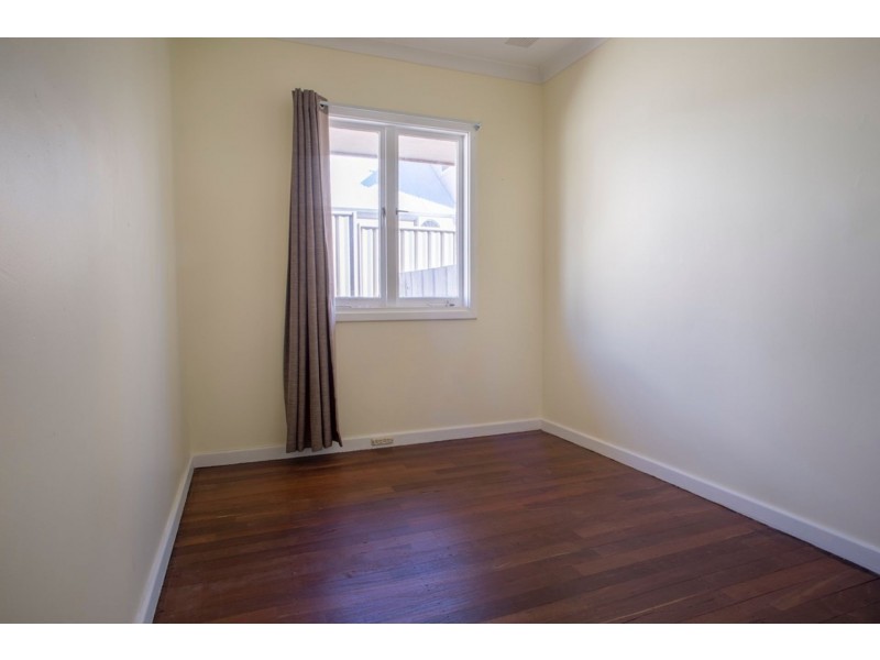 35 Taunton, Karrinyup WA 6018