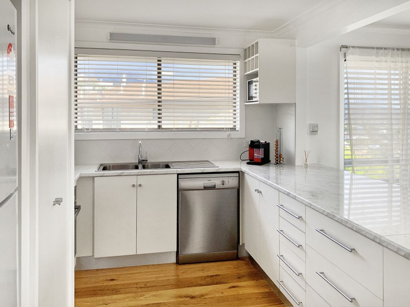 89 Lipscombe Ave, Sandy Bay TAS 7005