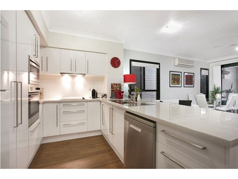 1/60 Sherwood Rd, Toowong QLD 4066