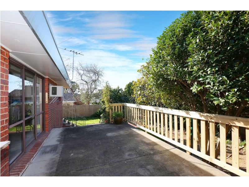 15 Kawana Cres, Glen Waverley VIC 3150