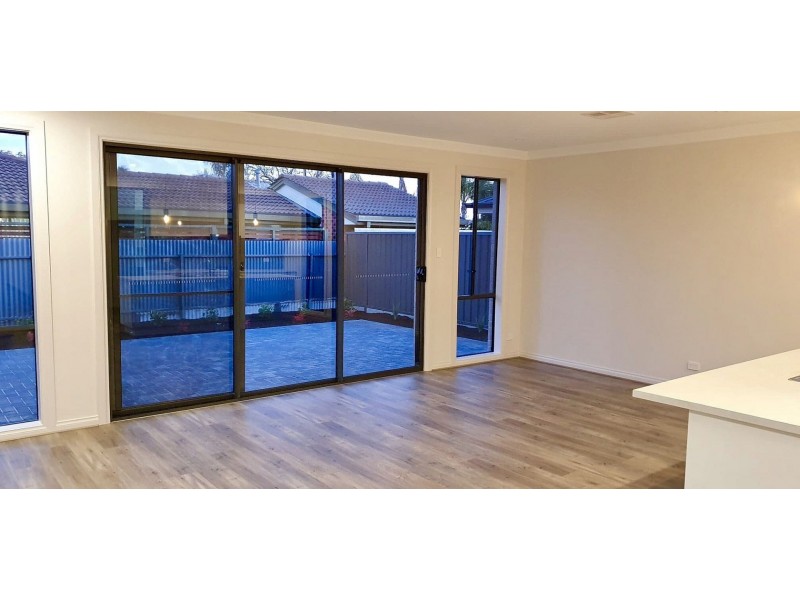 16A Laverack Rd, North Plympton SA 5037