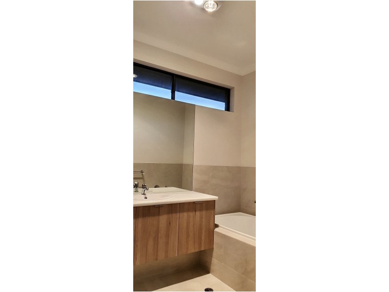 16A Laverack Rd, North Plympton SA 5037