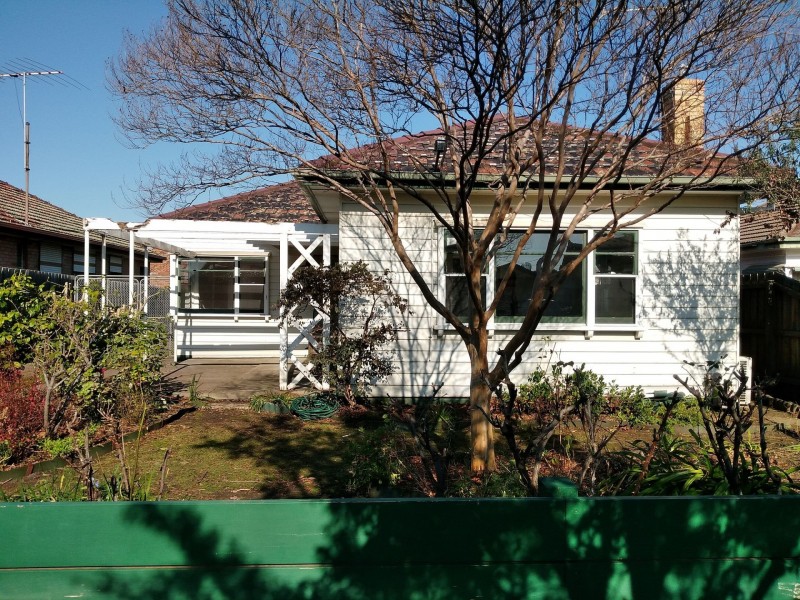 105 Woolton Ave, Thornbury VIC 3071