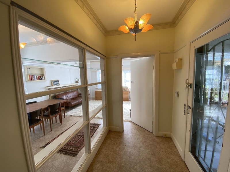 105 Woolton Ave, Thornbury VIC 3071