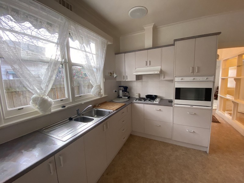 105 Woolton Ave, Thornbury VIC 3071