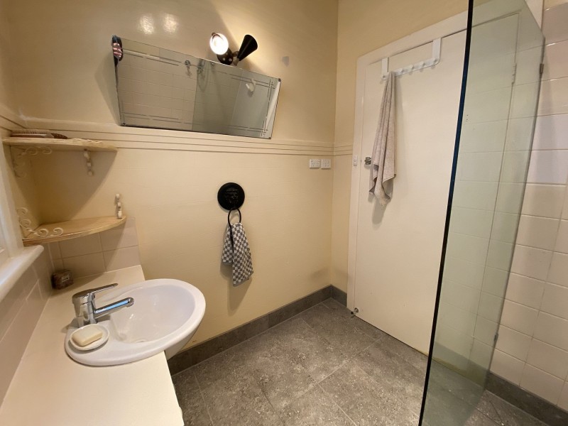 105 Woolton Ave, Thornbury VIC 3071