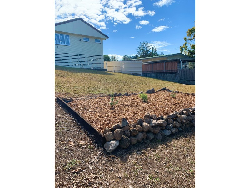 11 Rutherford St, Stafford Heights QLD 4053