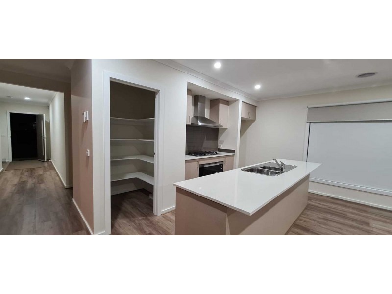 19 Horning St, Doreen VIC 3754