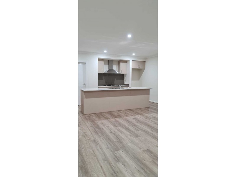 19 Horning St, Doreen VIC 3754