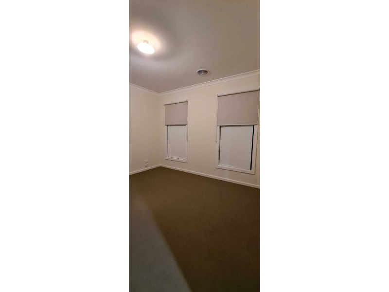 19 Horning St, Doreen VIC 3754