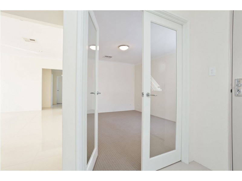 Unit C,/39B Mayor Rd, Coogee WA 6166