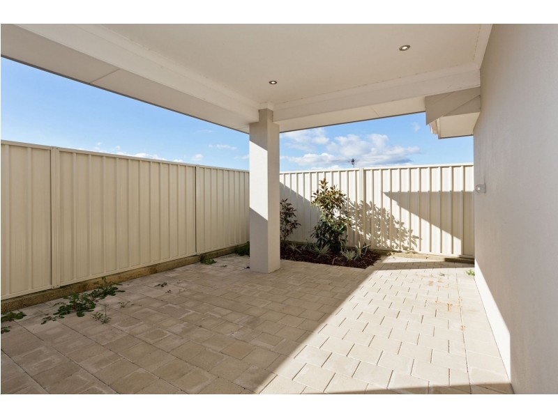 Unit C,/39B Mayor Rd, Coogee WA 6166