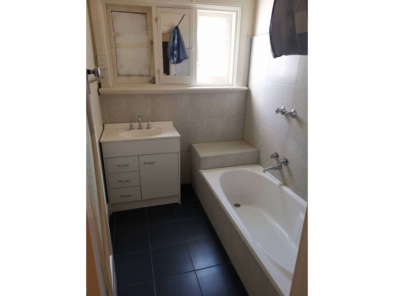 30 Holloway St, Ormond VIC 3204