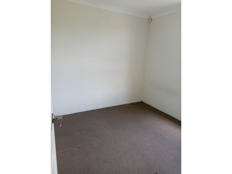 5/4 Barangaroo Rd, Toongabbie NSW 2146
