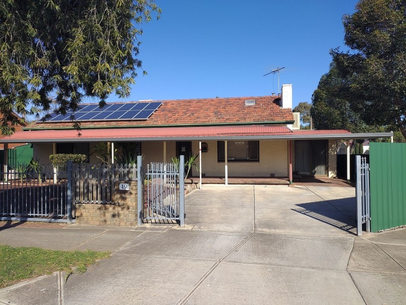 19 Leslie Ave, Blair Athol SA 5084