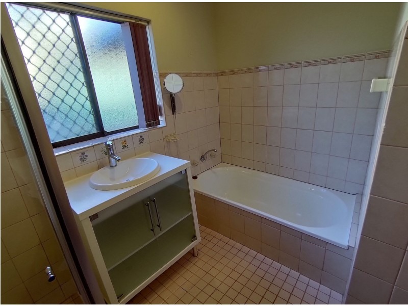 19 Leslie Ave, Blair Athol SA 5084