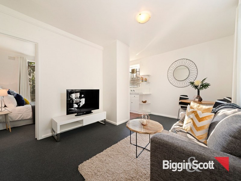 2/12-26 Marine Pde, Abbotsford VIC 3067