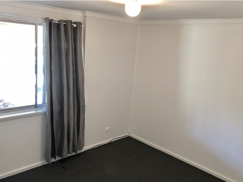 36 Thompson Dr, Wanneroo WA 6065