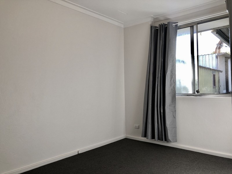 36 Thompson Dr, Wanneroo WA 6065