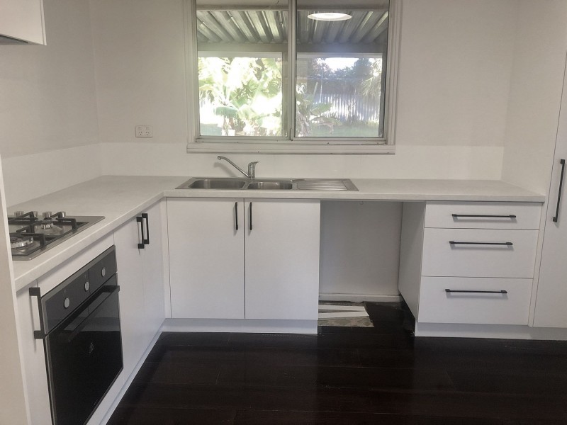 36 Thompson Dr, Wanneroo WA 6065