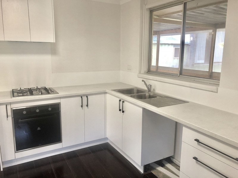 36 Thompson Dr, Wanneroo WA 6065