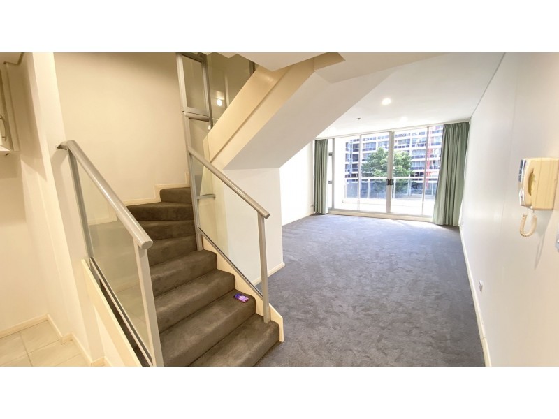 636/4 Lachlan St, Waterloo NSW 2017