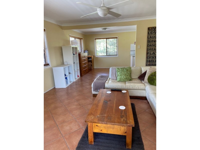 7 Glenside St, Wavell Heights QLD 4012