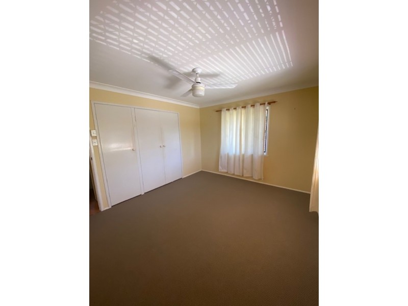 7 Glenside St, Wavell Heights QLD 4012