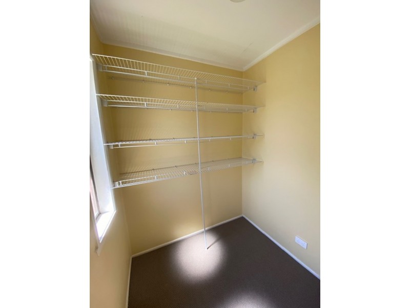 7 Glenside St, Wavell Heights QLD 4012