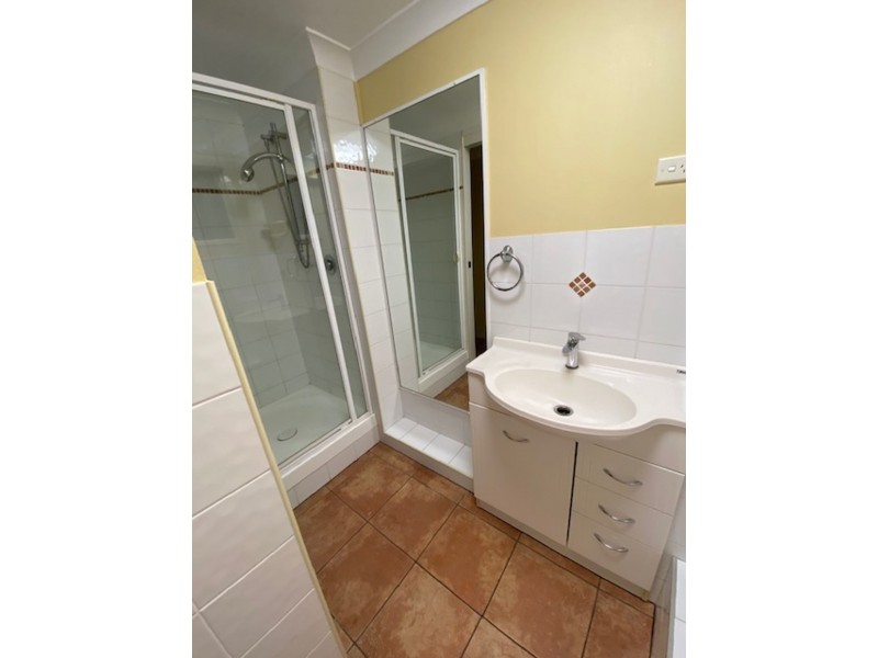 7 Glenside St, Wavell Heights QLD 4012