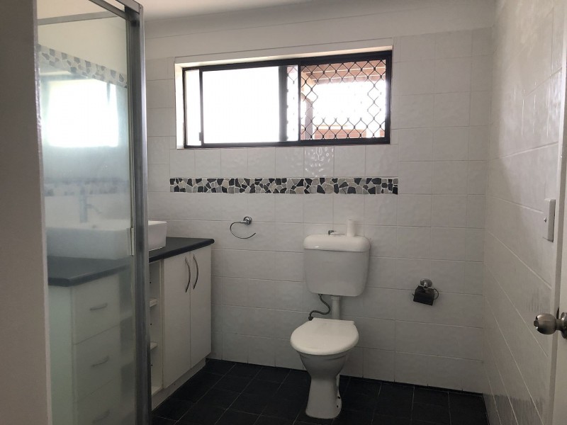 33 Warrener St, Nerang QLD 4211