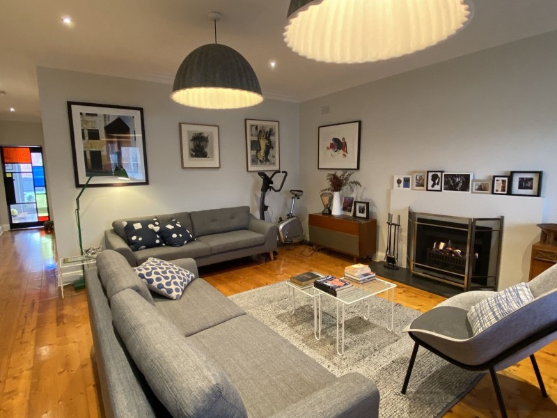 21 Prospect Gr, Northcote VIC 3070