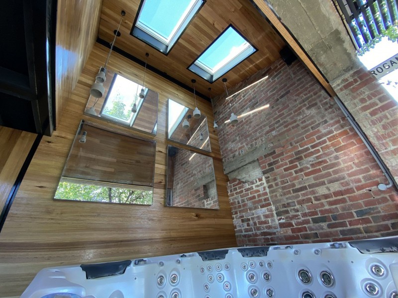 21 Prospect Gr, Northcote VIC 3070