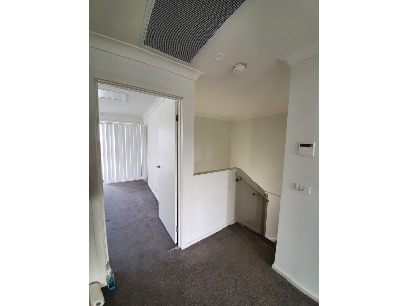 60 Greenbank Dr, Blacktown NSW 2148
