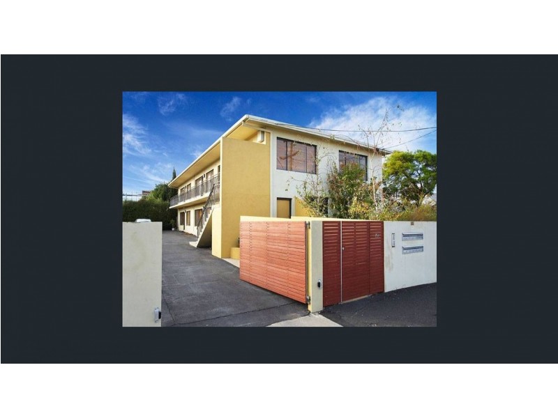 2/16A Latham St, Northcote VIC 3070