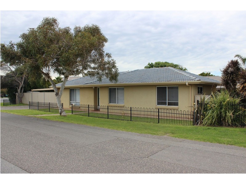 40 Whinnerah Ave, Aldinga Beach SA 5173