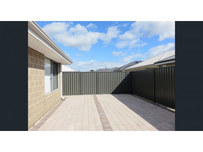 14 Ellsworth Rd, Wellard WA 6170