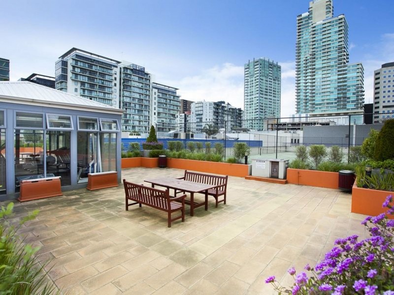 102/88 Park St, South Melbourne VIC 3205