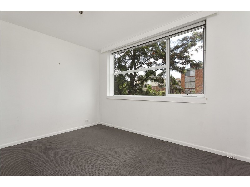 9/50 Morang Rd, Hawthorn VIC 3122