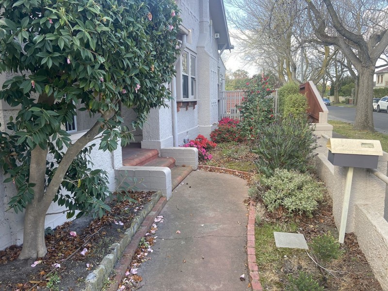 26 Holroyd Ave, St Kilda East VIC 3183