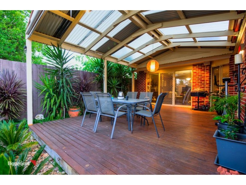 2/39 Normanby St, Cranbourne VIC 3977
