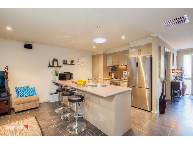 2/39 Normanby St, Cranbourne VIC 3977