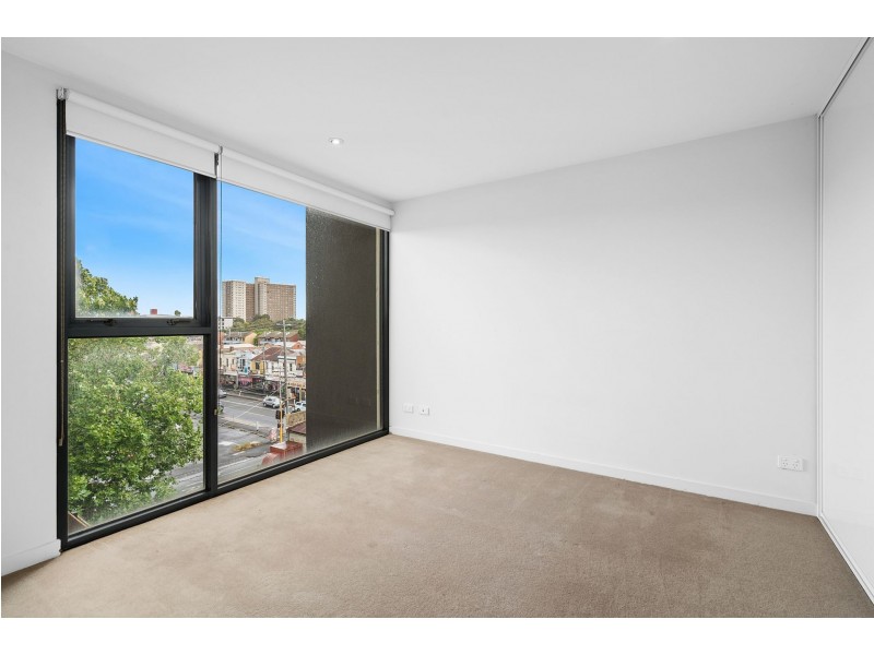 18/11 Nicholson St, Abbotsford VIC 3067