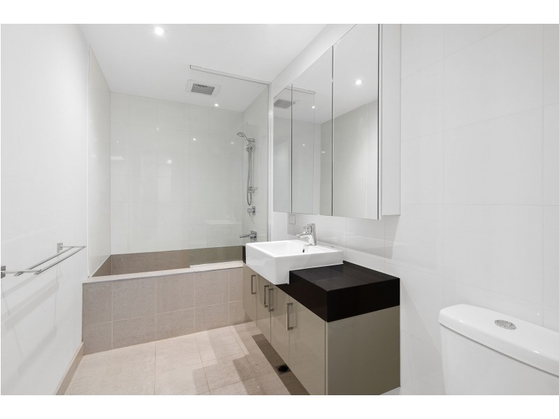 18/11 Nicholson St, Abbotsford VIC 3067