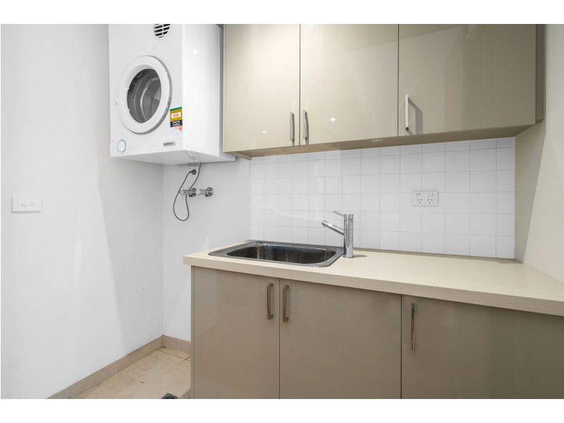 18/11 Nicholson St, Abbotsford VIC 3067